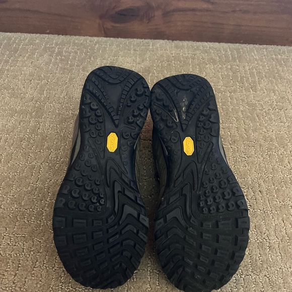 Merrell Waterproof Hiking Shoes - Picture 5 of 8